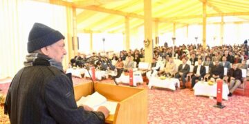 LG attends UP Foundation Day festivities at Lok Bhavan