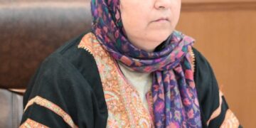 Sakeena Itoo reviews sanitation in Kashmir health facilities