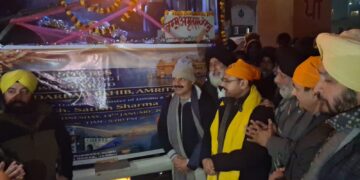 Satish Sharma flags off J&KRTC Jammu–Amritsar bus service to Sri Darbar Sahib