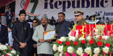 AIO Shabir Ahmad honoured at Republic Day function in Srinagar
