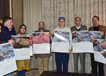 CM launches 2026 calendar celebrating Kashmir’s handicraft heritage