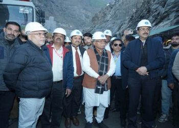 Union Power Minister reviews progress of hydroelectric projects in J&K