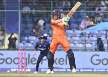 Netherlands keep Super 8 hopes alive with confident seven-wicket win over Namibia