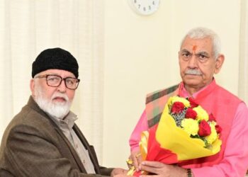 Delegations call on LG Sinha in Jammu