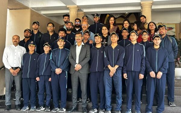 Bharat Darshan 2026: Kashmir students visit J&K Resident Commission