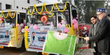 CM flags off J&K RTC buses to major religious destinations across country