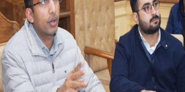 Div Com Kashmir reviews IWAI’s Envisaged Project of Water Transport in River Jhelum