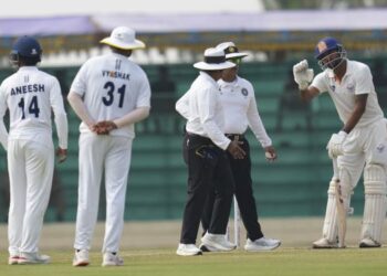    J&K consolidate to 527/6 as sparks fly post Dogra head-butt