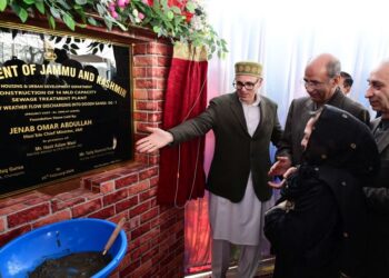 CM lays foundation for ₹190 Cr urban development projects in Srinagar, Budgam