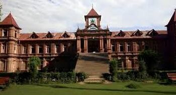 Kashmir colleges reopen after 52-day winter break