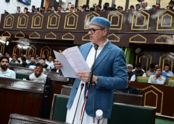CM assures no shortage of essentials, pushes tourism expansion and migrant property restoration