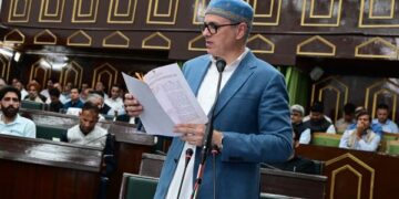 CM assures no shortage of essentials, pushes tourism expansion and migrant property restoration