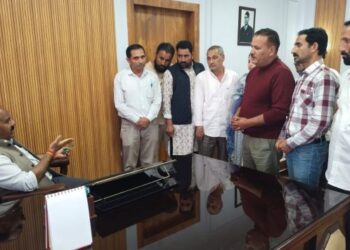 Deputy CM conducts surprise inspection of Chief Engineer PWD Office, Jammu