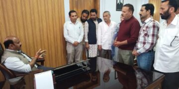 Deputy CM conducts surprise inspection of Chief Engineer PWD Office, Jammu