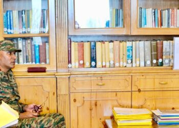 LG holds deliberations on prevailing security scenario in J&K