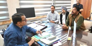 RDD Vendors’ Association calls on Javid Ahmad Dar, raises pending payment issue