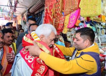 LG Sinha Flags Off Shri Mata Vaishno Devi Ji Pracheen Marg Pavitra Chhari Yatra