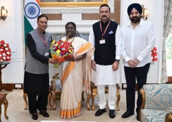 NC MPs meet Prez Murmu, seek restoration of statehood, return of major hydroelectric power projects