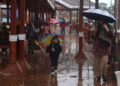 Incessant rains continued lashing Srinagar and other parts as Valley shivers