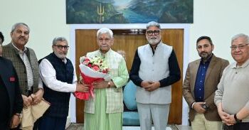 Delegations call on LG Sinha in Jammu