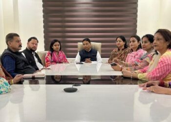  Sat Sharma asks Mahila Morcha activists for stronger grassroots engagement