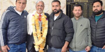 Veteran DIPR Artist Hilal Ahmad Mattoo retires