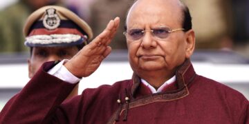 Vinai Kumar Saxena takes oath as 4th L-G of UT Ladakh