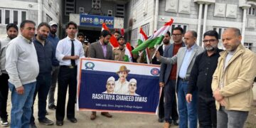 GDC Kulgam observes Rashtriya Shaheed Diwas