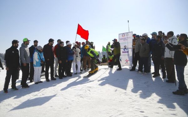 All India Inter-University Winter Sports 2025-26 begins in Gulmarg