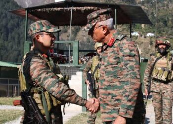 Rising Star Corps GoC reviews operation preparedness of troops in Kathua