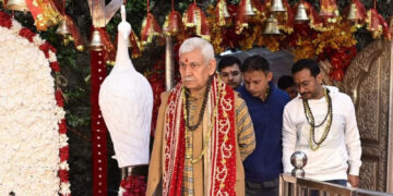 31k Vaishno Devi pilgrims brave inclement weather to visit cave shrine