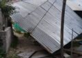 Labourer killed, four injured as strong winds damage structure in Pulwama