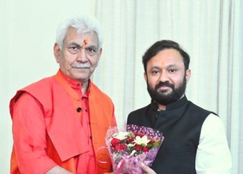 BJP spokesperson, LEAD delegation call on LG Sinha