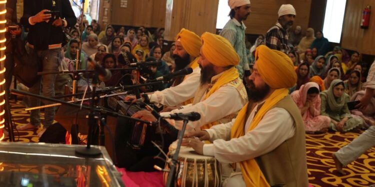Celebrating Baisakhi, Sikh devotees throng Gurdwaras all over