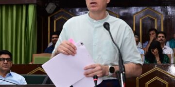 CM Omar Abdullah pledges filling up 25,000 vacancies this year