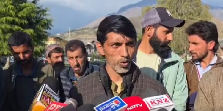 Family of man killed in Ganderbal encounter record statements for inquiry