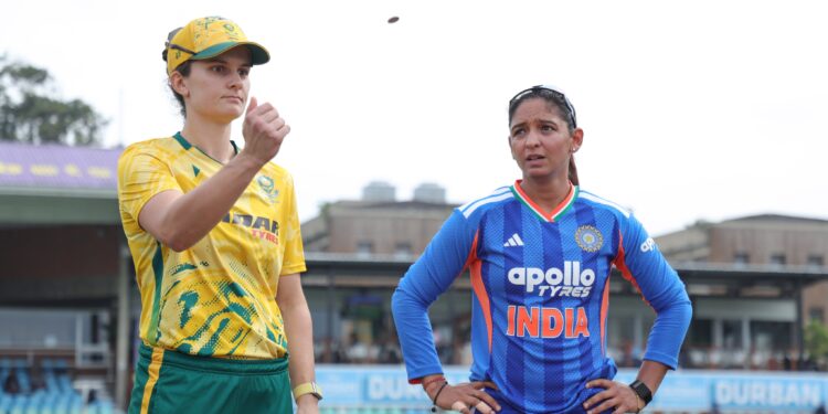 2nd WT20I: Wolvaardt, Luus fifties help SA script 8-wicket win over India