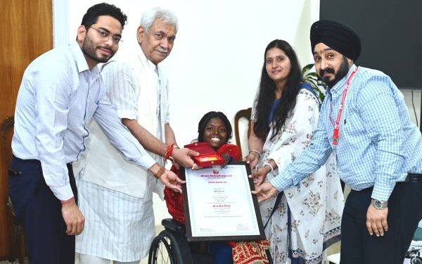    J&K’s Para Pride: LG felicitates Payal Nag, Chandeep Singh for bringing laurels to UT