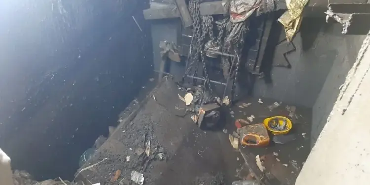 Hotel lift collapses in Srinagar, six tourists injured