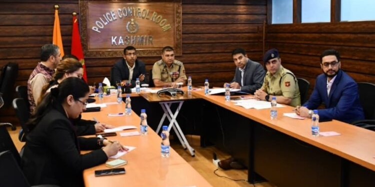 IGP, Div Com review anti-drug drive in Kashmir