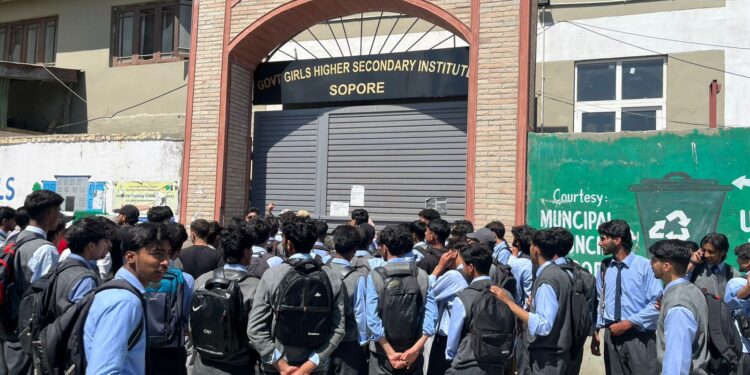 Classes in Sopore’s GHSS, BHSS and GDC suspended from April 15 to 18