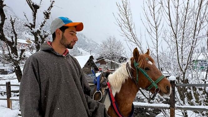 J&K launches QR code-based identification system for all tourism stakeholders in Pahalgam