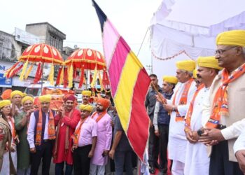 LG Manoj Sinha flags off Shobha Yatra in Jammu on Parshuram Jayanti