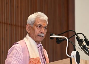 Amid global conflicts & strife, humanity must draw lessons from Lord Mahavira’s teachings: LG