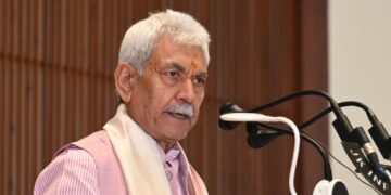 Amid global conflicts & strife, humanity must draw lessons from Lord Mahavira’s teachings: LG