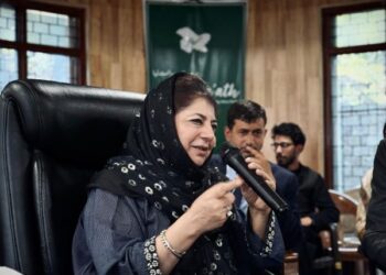 At Budgam interaction, Mehbooba Mufti flags youth distress
