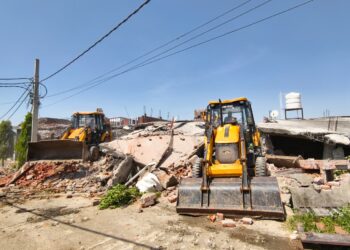 Residences of two drug peddlers demolished in outskirts of Jammu city