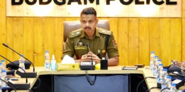 SSP Budgam holds introductory meeting with field officers