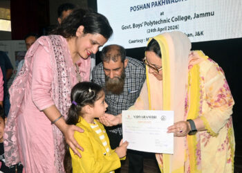 Anganwadi workers, helpers backbone of grassroots child welfare, community development: Sakeena Itoo