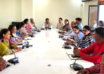 Sat Sharma slams Congress, INDI Alliance over women reservation